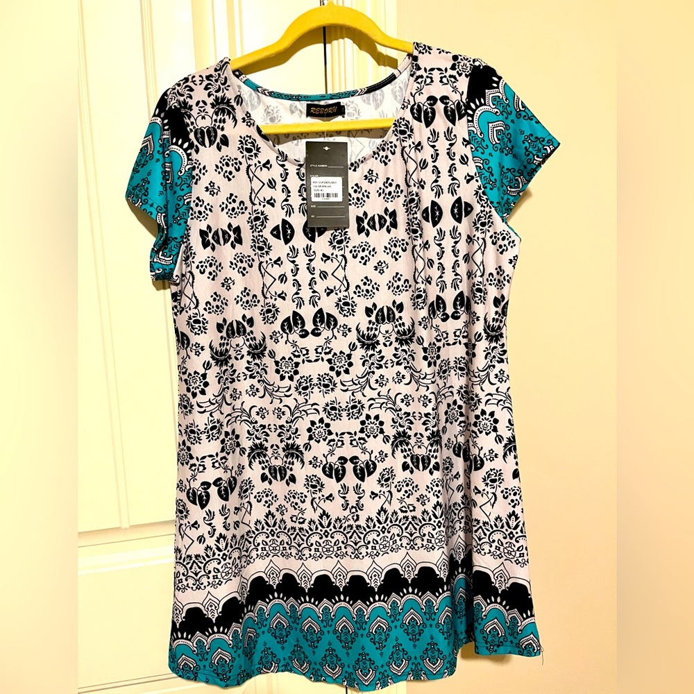 Women’s Tunic Size xl